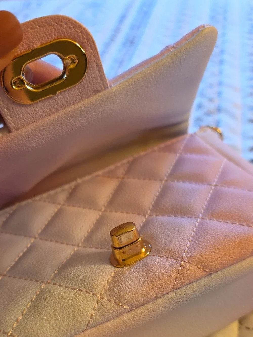 Claire's Quilted Chain Crossbody Bag - Light Pink & Gold